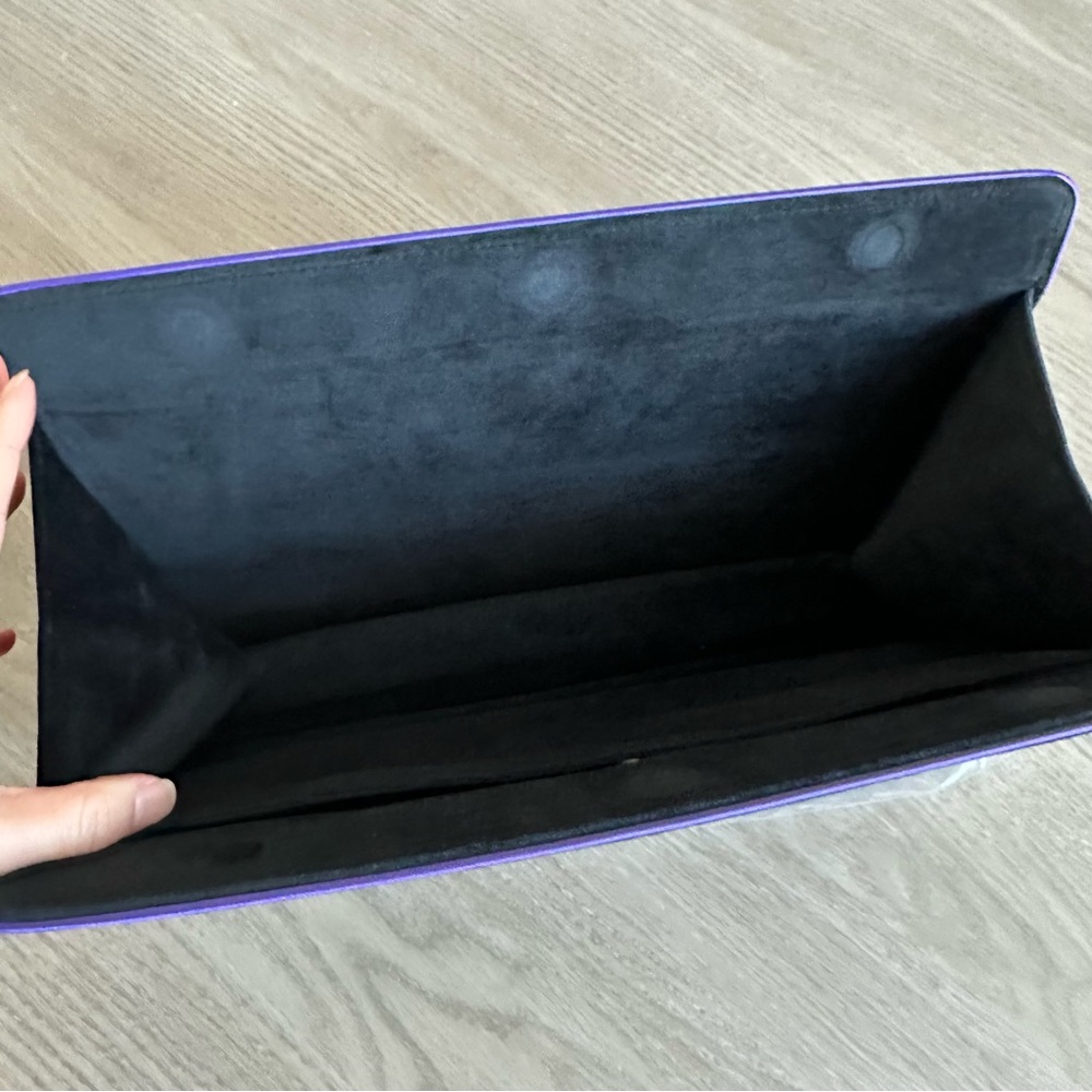 Dyson travel pouch NEW